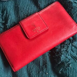 Red Fossil Wallet Long Wallet, One Callout